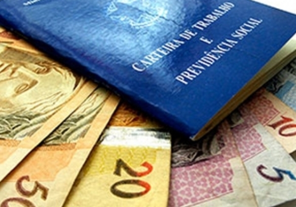  Câmara dos Deputados aprova MP que prevê salário mínimo de R$ 1.100