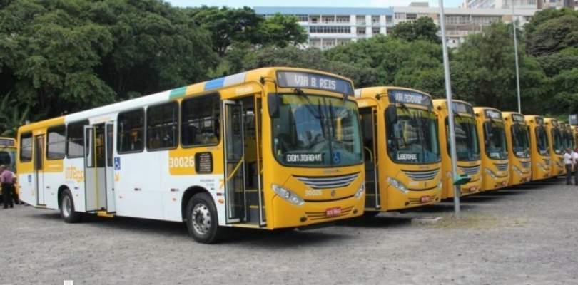Salvador amanhece sem ônibus nesta sexta; rodoviários passam a rodar a partir das 8h