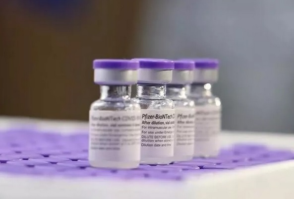 Nova regra de armazenamento da Pfizer vai permitir que todos municípios possam receber a vacina
