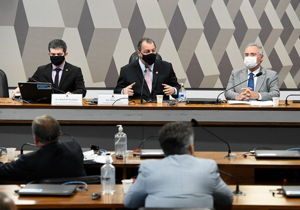 Membros da CPI divulgam nota criticando pronunciamento de Bolsonaro