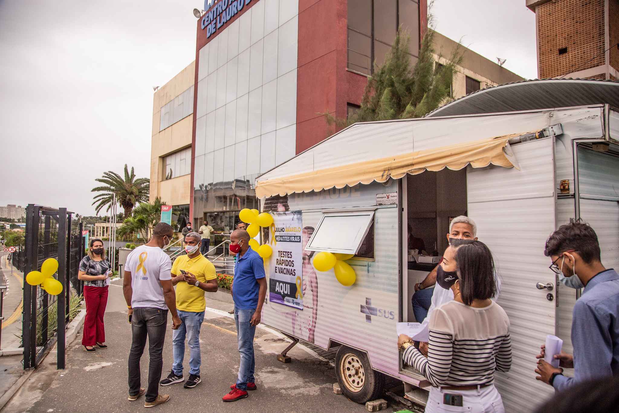 Centro Administrativo de Lauro de Freitas recebe ações do Julho Amarelo; 220 pessoas são testadas para a hepatite