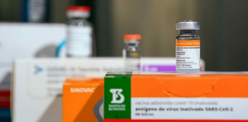 Bahia recebe mais 1 milhão de doses de vacinas contra a Covid-19 até esta terça-feira