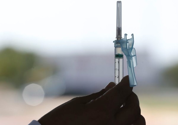  Pfizer revela alta eficácia de sua vacina em crianças entre 5 a 11 anos