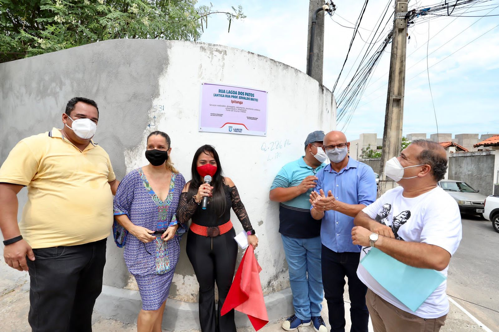  Sábado foi marcado pela entrega de ruas e Praça em Lauro de Freitas