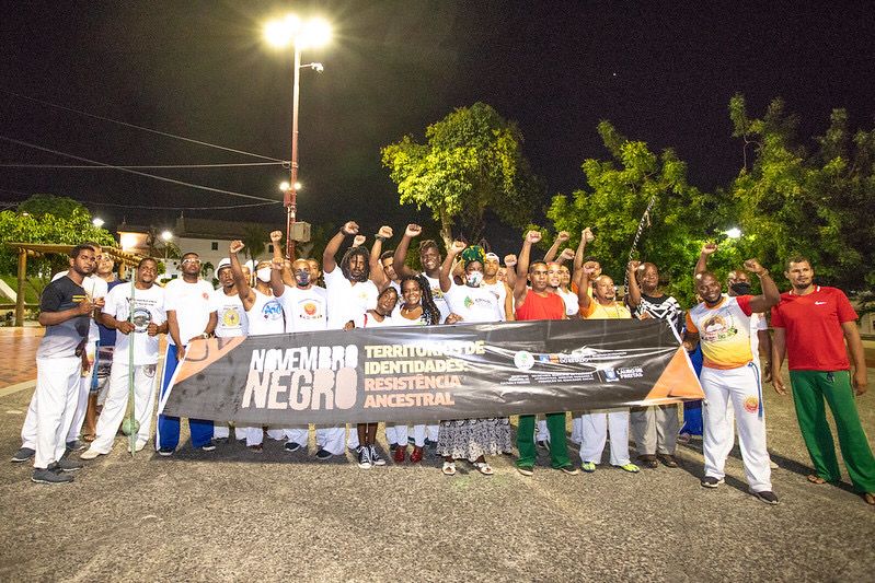  Roda de capoeira ocupa a Praça da Matriz em Lauro de Freitas e celebra resistência do povo negro