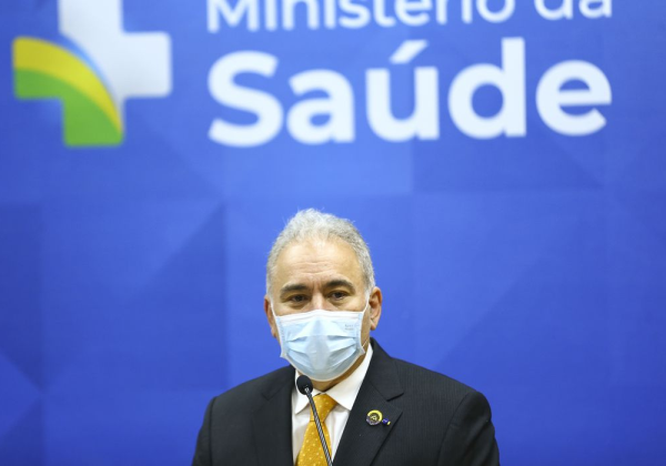  Crianças terão doses de vacina se forem incluídas no PNI, diz ministro