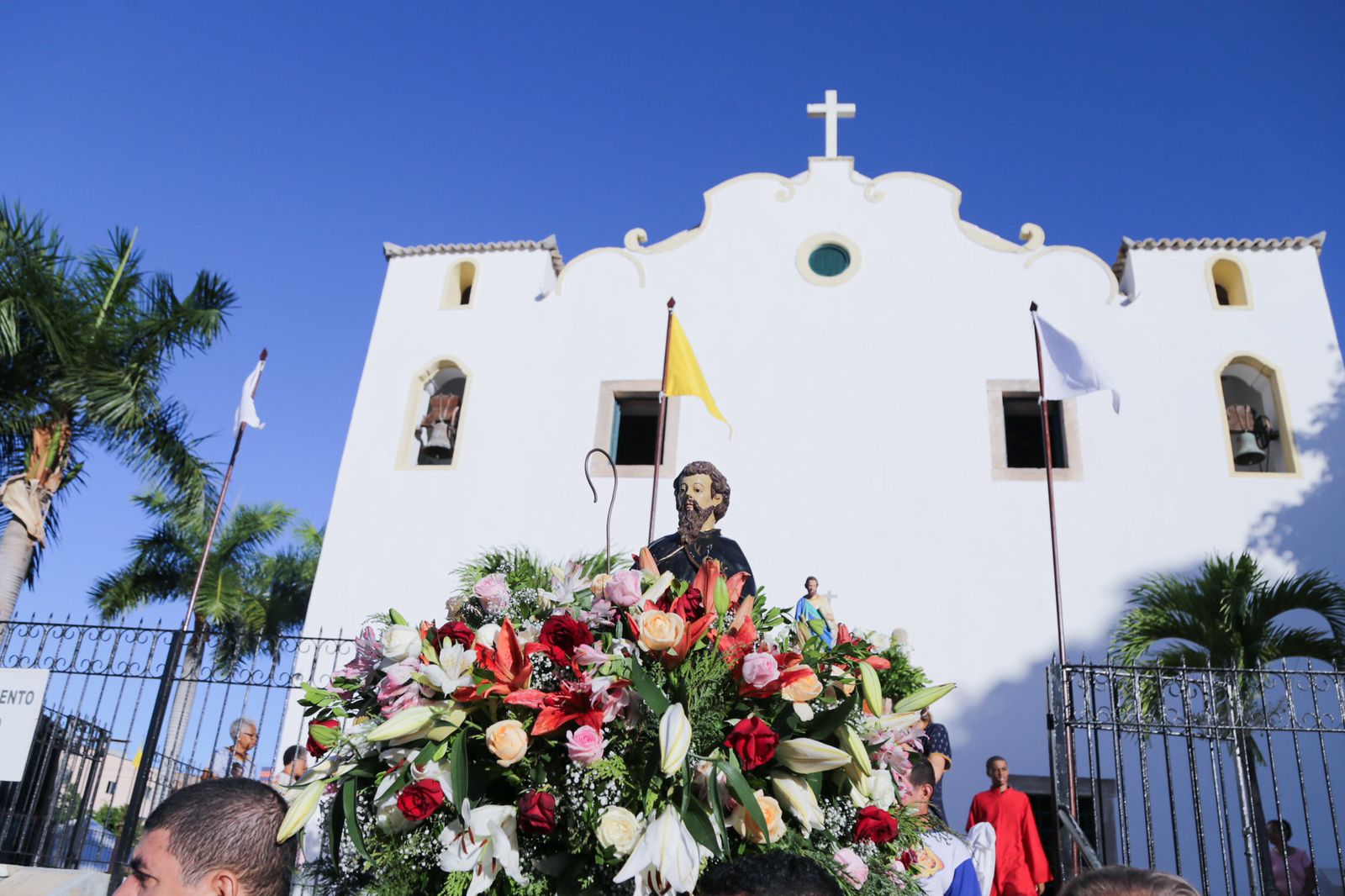 Lauro de Freitas celebra o padroeiro Santo Amaro de Ipitanga com missa, carreata e muita fé