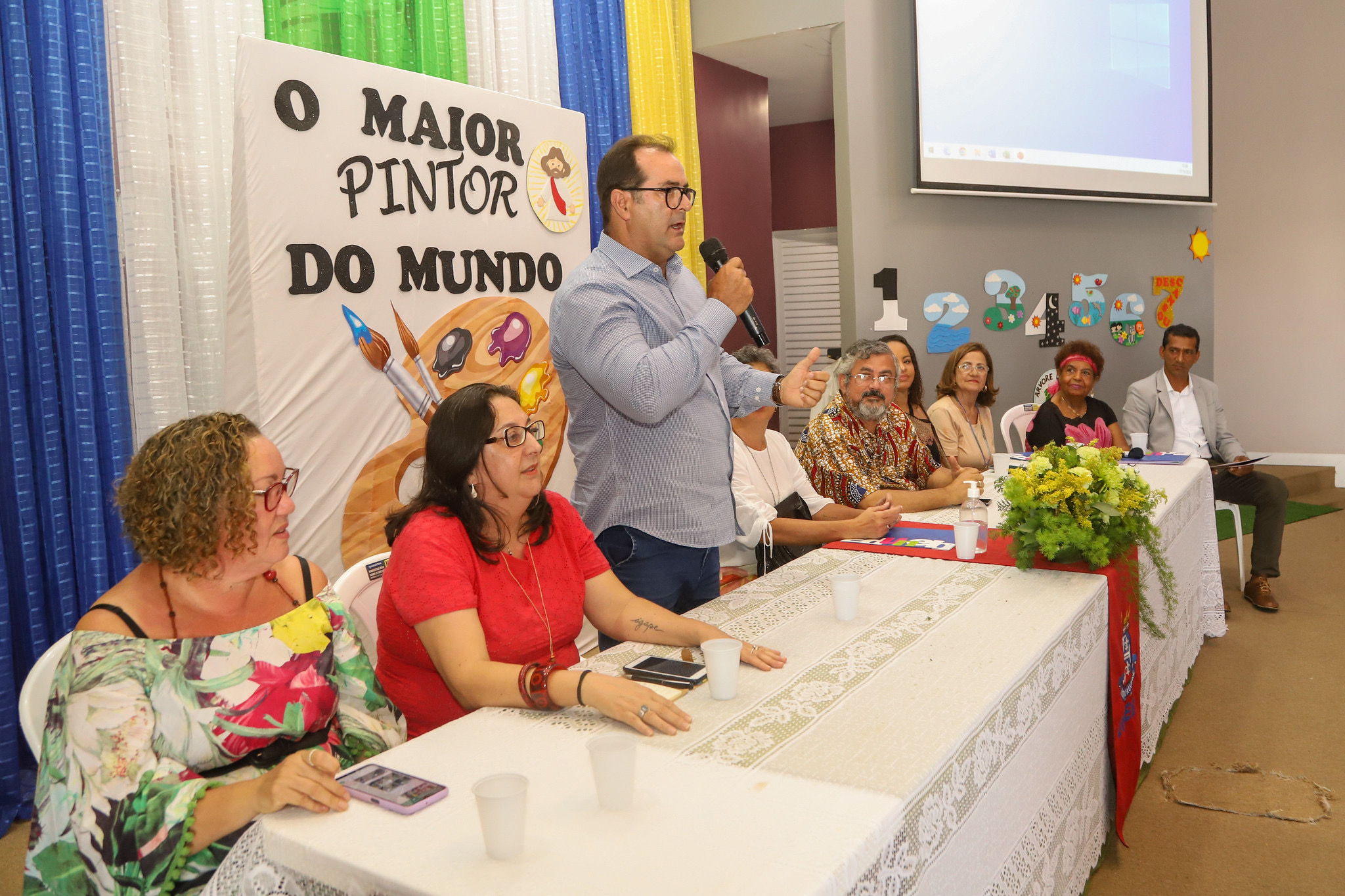  Gestores das escolas municipais de Lauro de Freitas participam de formação sobre o novo Fundeb e gestão democrática