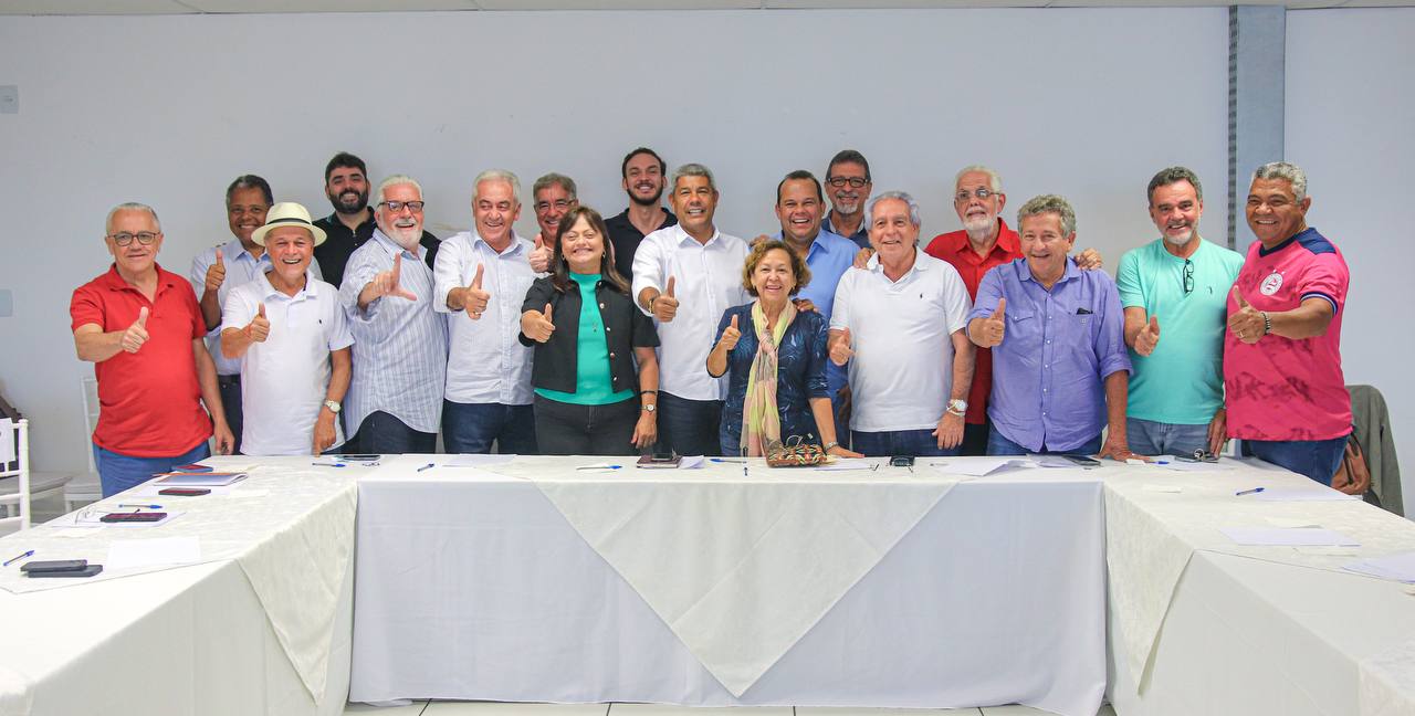 Jerônimo se reúne com deputados federais: “domingo com muito trabalho”