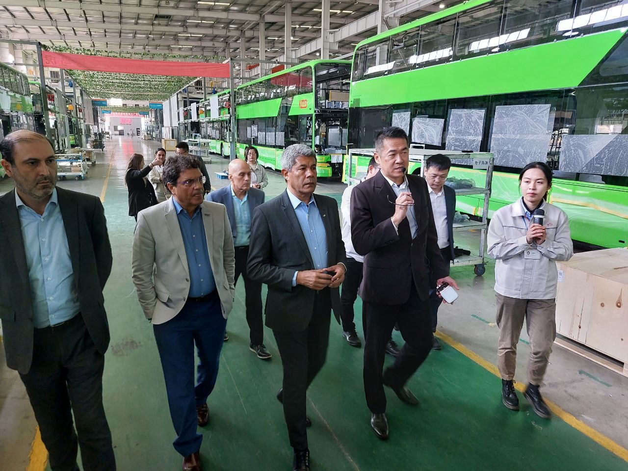  Jerônimo visita fábricas da BYD na China: “batalhar para levar essa indústria para a Bahia”