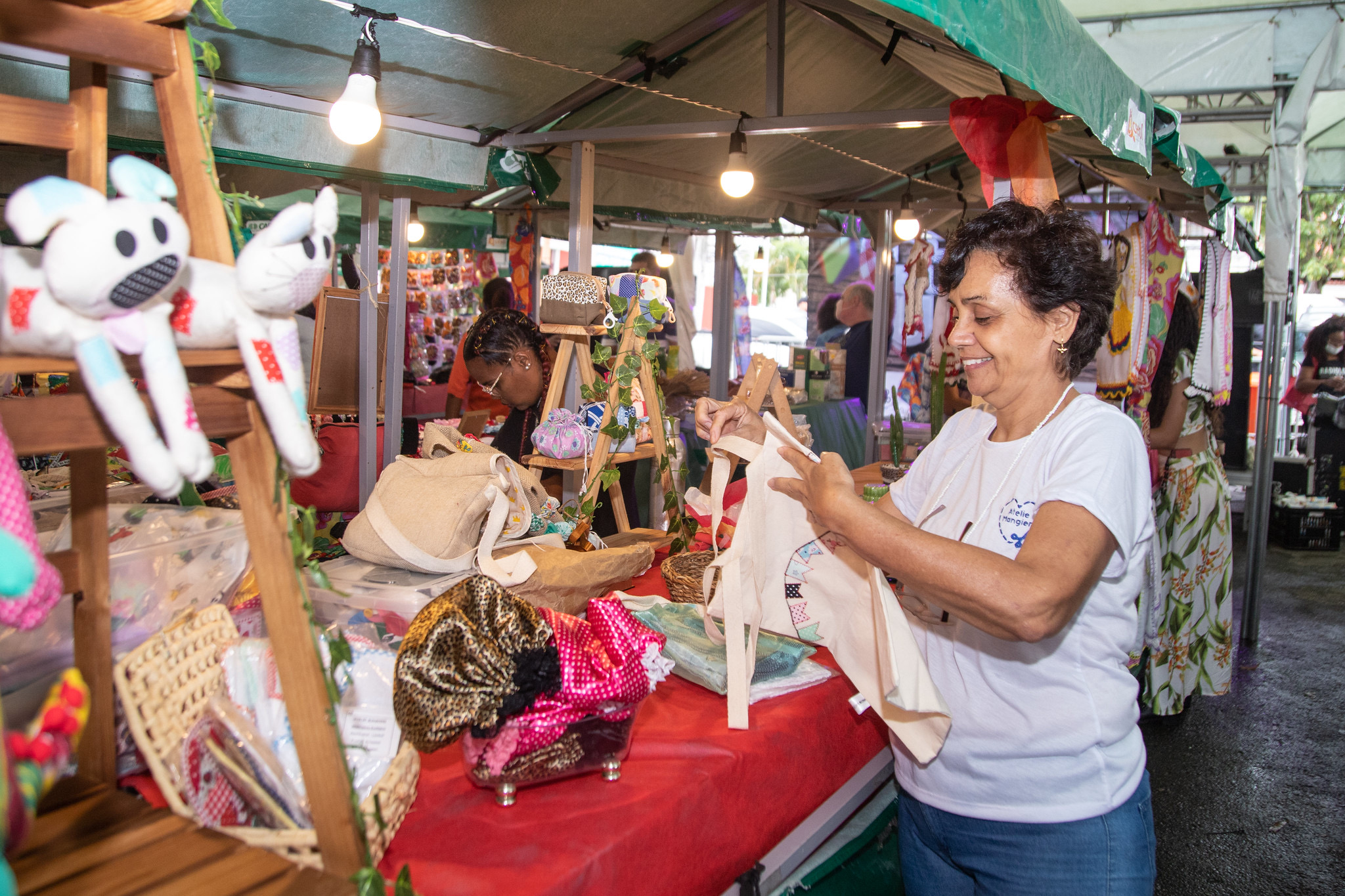  Prefeitura lança calendário das Feiras Públicas da Economia Solidária de Lauro de Freitas; edição junina começa dia 13