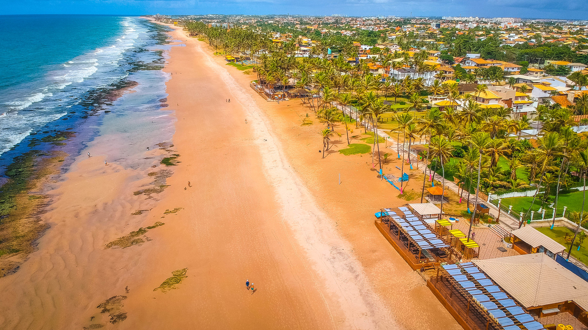  Lauro de Freitas promove ações voluntárias de preservação de praias em celebração ao Dia Mundial da Limpeza (16)