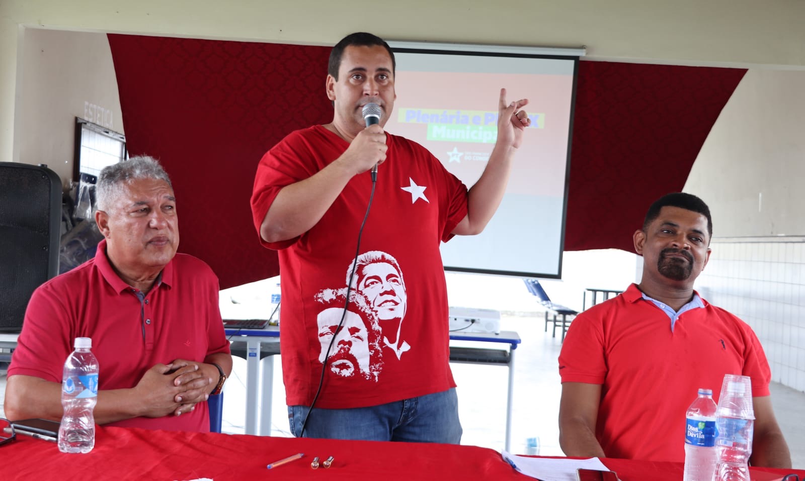 Plenárias Municipais do PT discutem preparação para eleições, elegem novas direções municipais e apresentam pré-candidaturas