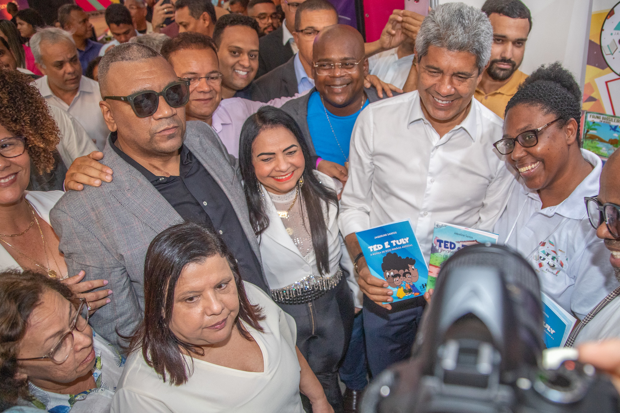  Em Lauro de Freitas, Expo Favela exalta o trabalho desenvolvido pelas comunidades baianas