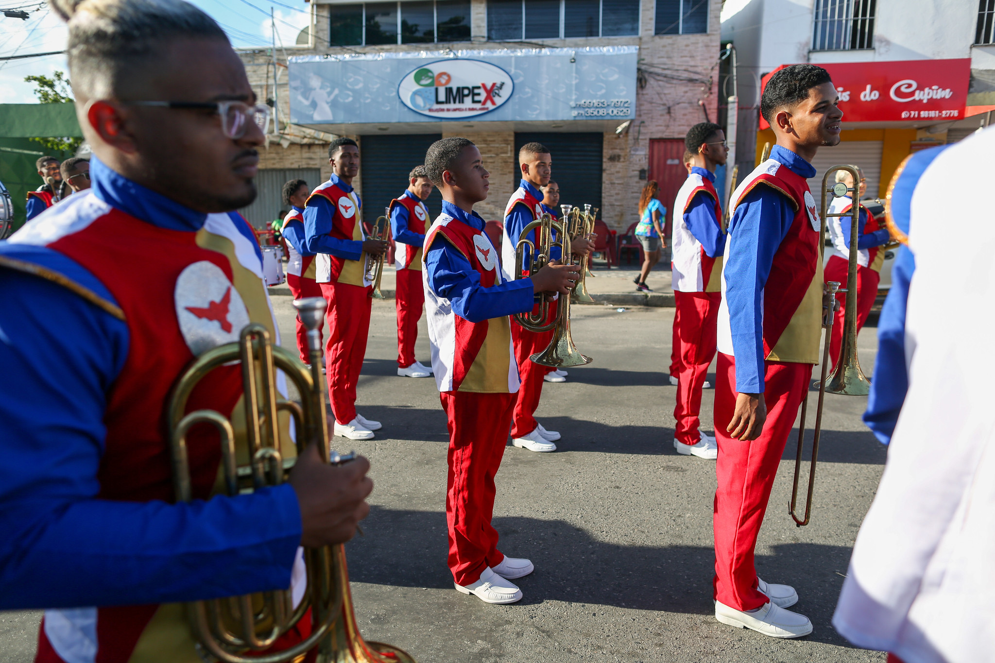  Concurso de Bandas e Fanfarras atrai grande público para o Centro de Lauro de Freitas