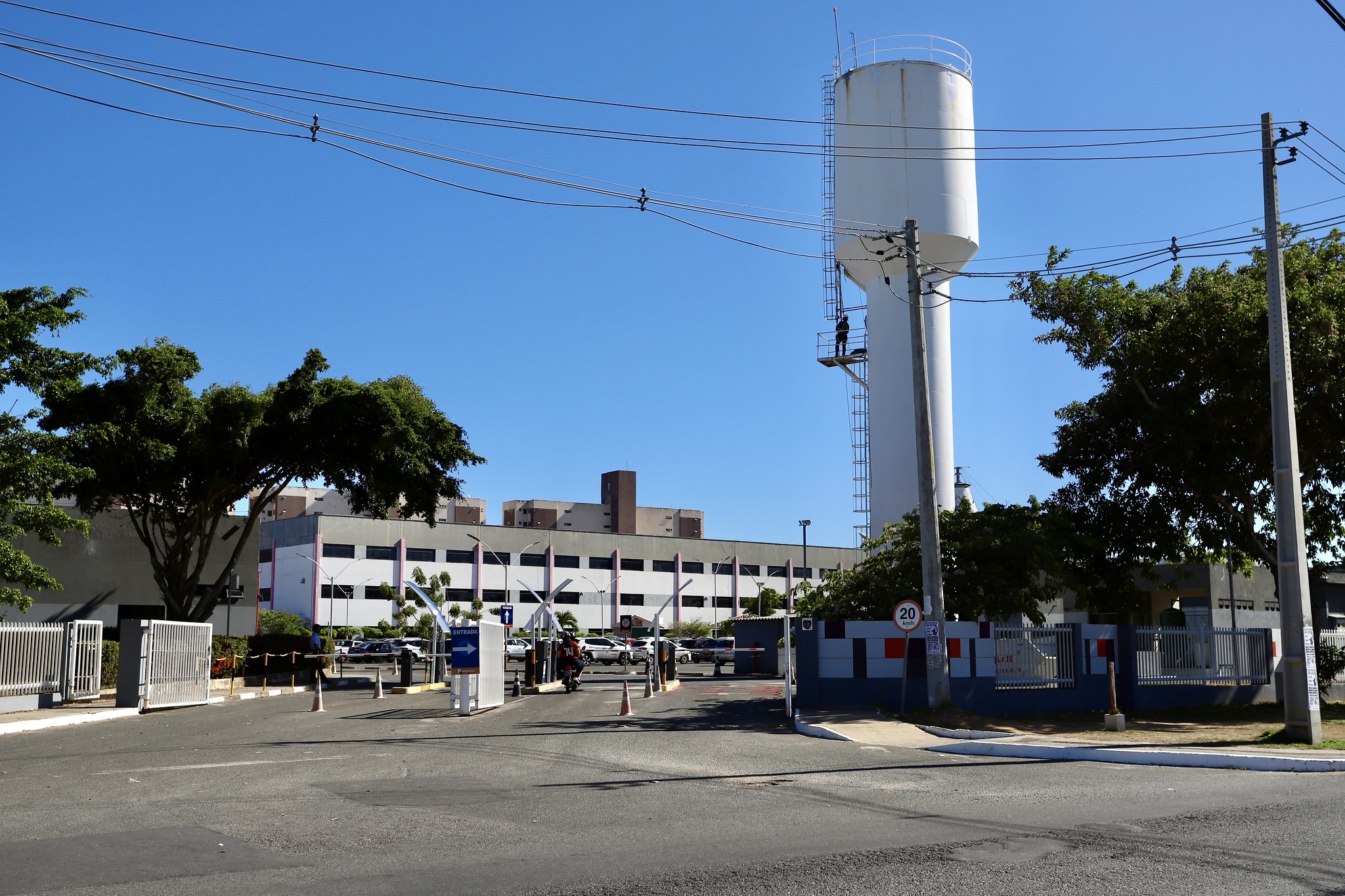  Com quase 5 mil inscritos, Lauro de Freitas realiza concurso público para área de saúde neste domingo (3)