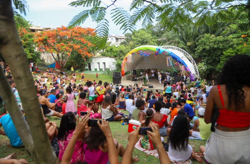  EcoFolia 2024: às vésperas do carnaval, Magary Lord anima foliões no Parque Ecológico