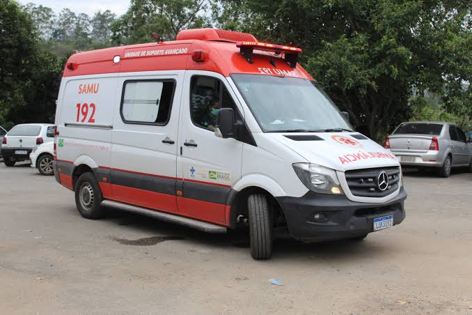  Ambulância do Samu é roubada enquanto transportava paciente