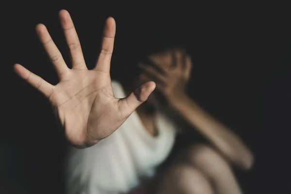  Mulheres sofrem tentativa de abuso sexual e são espancadas ao saírem do Circuito Osmar