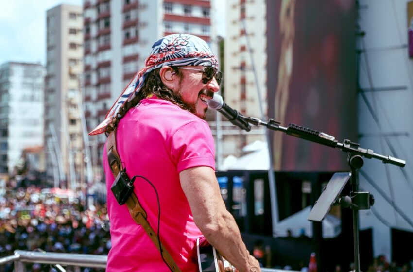  Bell Marques puxa arrastão da Quarta de Cinzas no Carnaval da Bahia