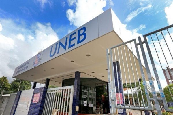  Governo baiano promoveu 748 professores de universidades estaduais em 2023