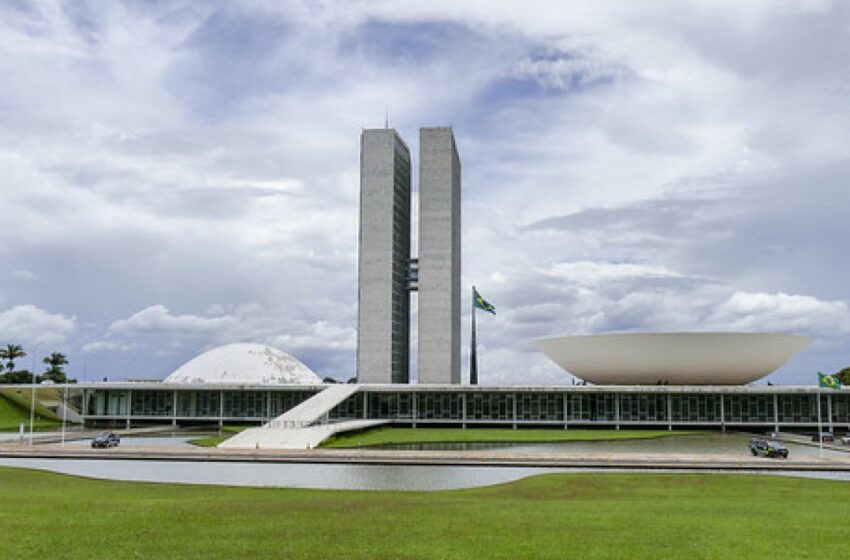  Senado deve discutir projetos sobre desoneração da folha na próxima semana