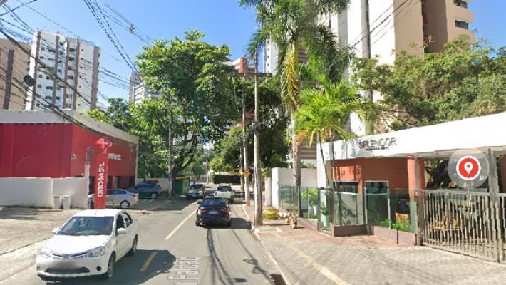  Uma pessoa morre após elevador despencar do sexto andar de prédio em bairro nobre de Salvador