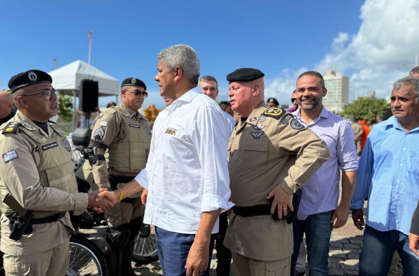  Rosalvo participa do lançamento da Operação Verão