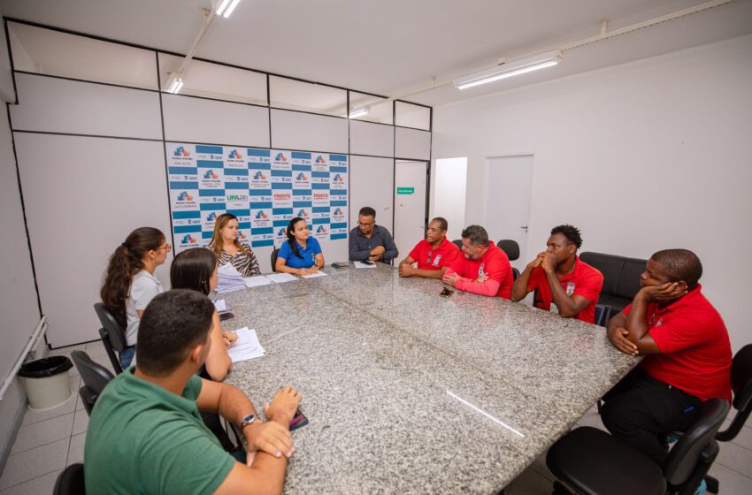  Prefeita afirma que pagará o salário de dezembro dos servidores da saúde, na próxima semana