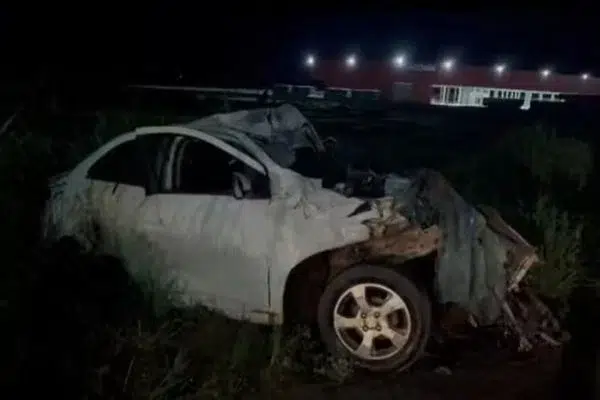  Homem morre ao bater carro na Bahia após tentar matar a ex com facada e martelada na cabeça