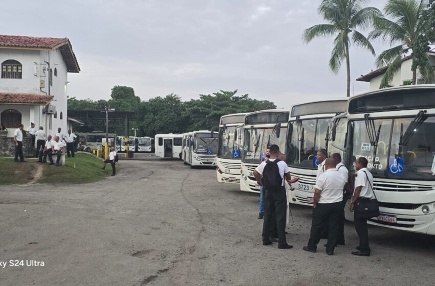  Região Metropolitana de Salvador amanhece sem ônibus nesta quinta-feira