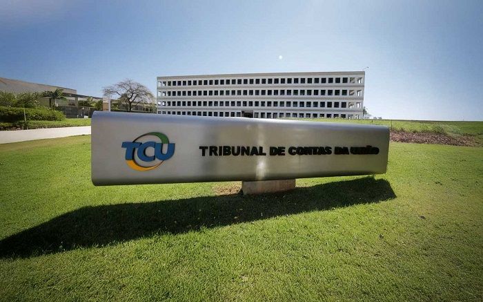  TCU bloqueia R$ 6 bilhões de fundos do programa Pé-de-Meia do governo Lula