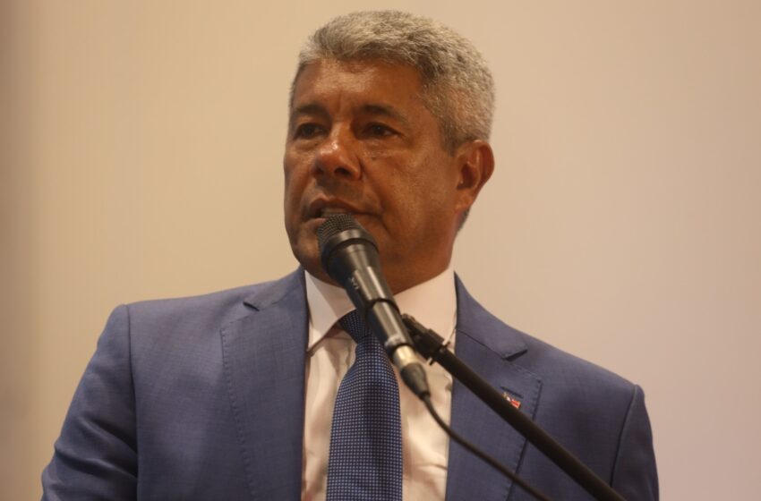  Jerônimo Rodrigues reafirma compromisso com o desenvolvimento dos municípios durante 8º Encontro de Prefeitos da Bahia