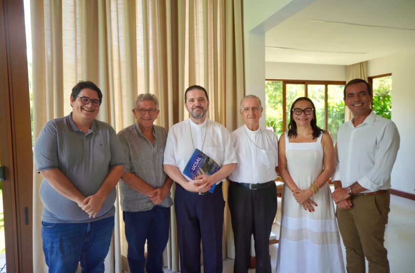  Camaçari avança na formação médica: prefeito Luiz Caetano celebra autorização de novos cursos de medicina no município