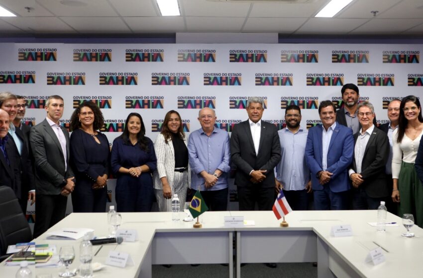  Jerônimo Rodrigues dialoga com o prefeito Zé Ronaldo e traça estratégias para o desenvolvimento de Feira de Santana