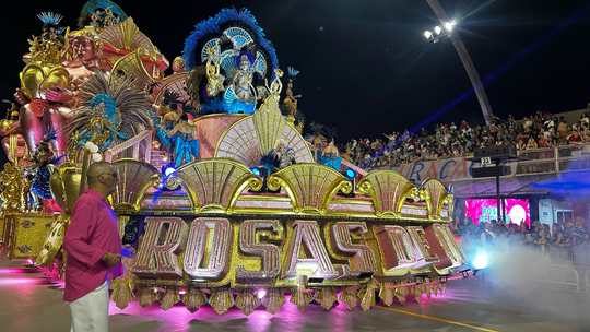  Rosas de Ouro é a Campeã do Carnaval de São Paulo 2025