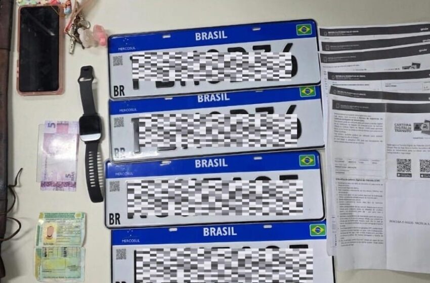  Foragido da Justiça é capturado com carro clonado e documentos falsos em Lauro de Freitas