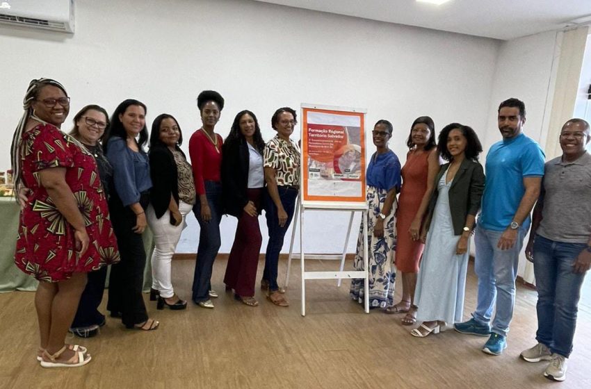 Equipe da SEDUC de São Francisco do Conde participa de encontro regional para fortalecimento da EJA