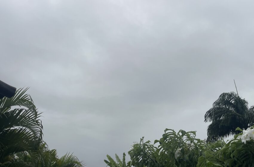 Chuvas intensas atingem Lauro de Freitas desde a madrugada desta sexta-feira, (02)