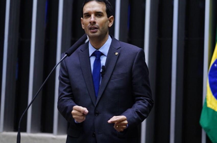  Lauro de Freitas sedia debate nacional sobre Regulamentação de Motoristas por aplicativo