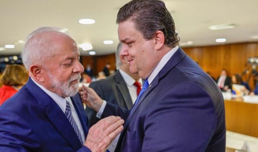Oposição contesta nomeação de Wolney Queiroz para Ministério da Previdência em meio a escândalo no INSS
