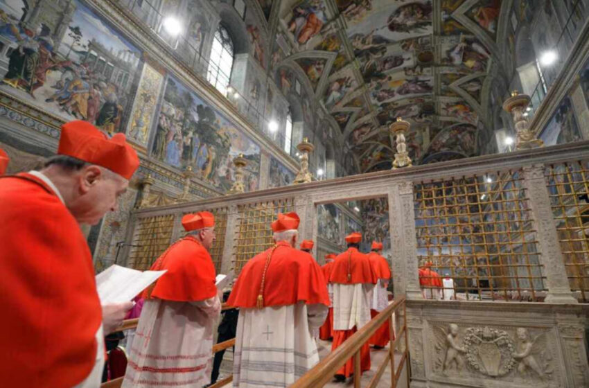 Cardeais se preparam para eleger o novo papa após a morte de Francisco