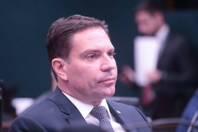 Decisão do STF sobre Ramagem acirra crise com a Câmara e pressiona Hugo Motta por reação