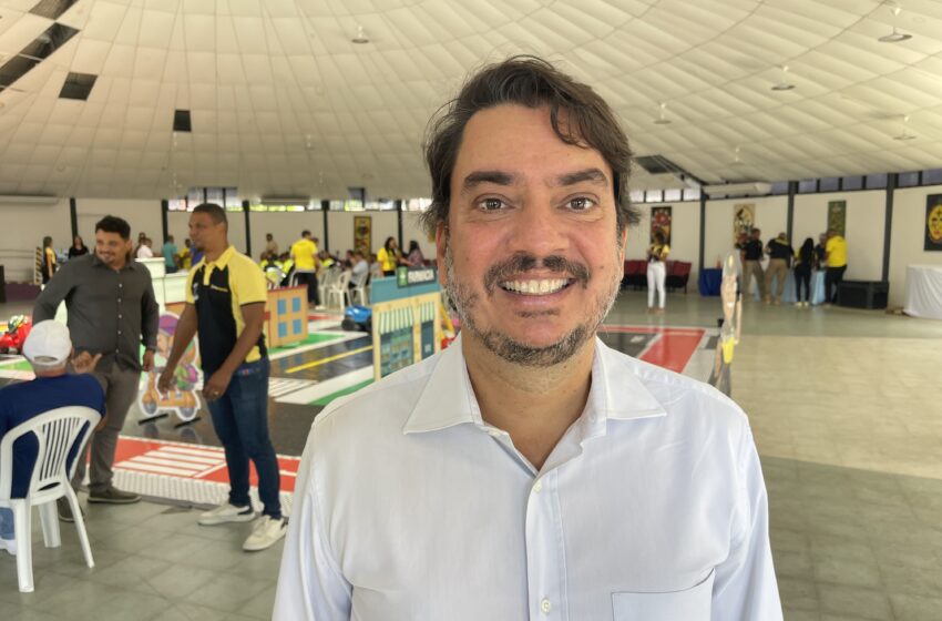 Deputado Pedro Tavares prestigia abertura do Maio Amarelo em Lauro de Freitas: “Desacelere, seu bem maior é a vida”