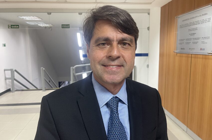 Paulo Câmara elogia retomada das viagens de ACM Neto e destaca atuação de Adolpho Loyola: “Está fazendo o dever de casa”
