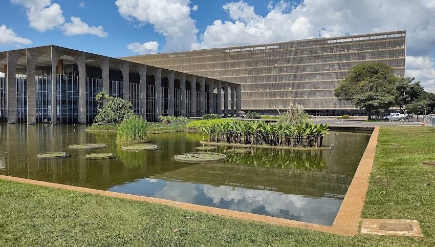  Com salário de R$ 22,5 mil, Itamaraty abre 50 vagas em novo concurso para diplomatas