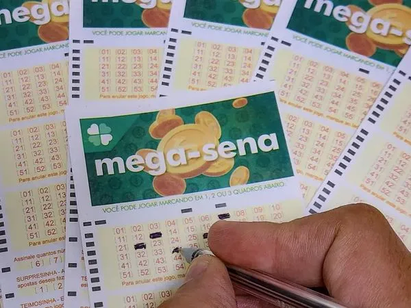 Mega-Sena sorteia R$ 100 milhões nesta terça; apostas podem ser feitas até as 19h