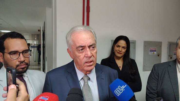 Otto defende direito de Coronel à reeleição e diz que debate sobre 2026 é precoce: “Se Wagner e Jerônimo podem, ele também pode”