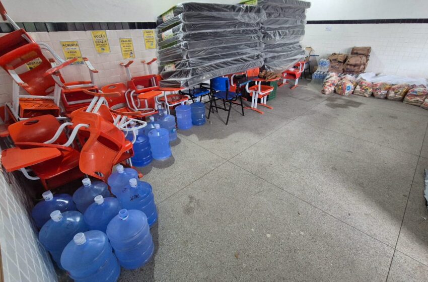 Jerônimo mobiliza ações de socorro às famílias atingidas pelas chuvas em visita a Santo Amaro