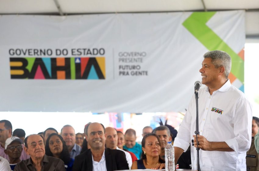 Jerônimo entrega obras e anuncia pacote de investimentos em Nova Canaã: “É o governo presente, cuidando das pessoas”